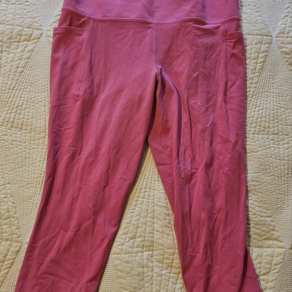Athleta Capri - Picture 1 of 5
